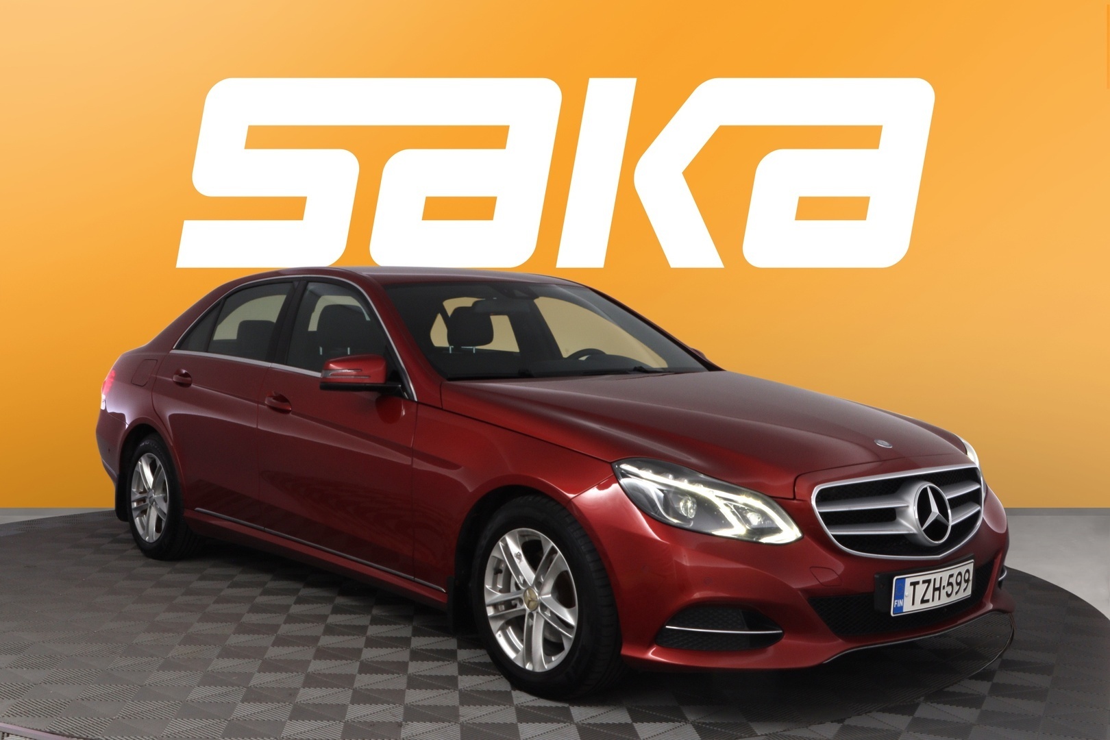 Mercedes-Benz E