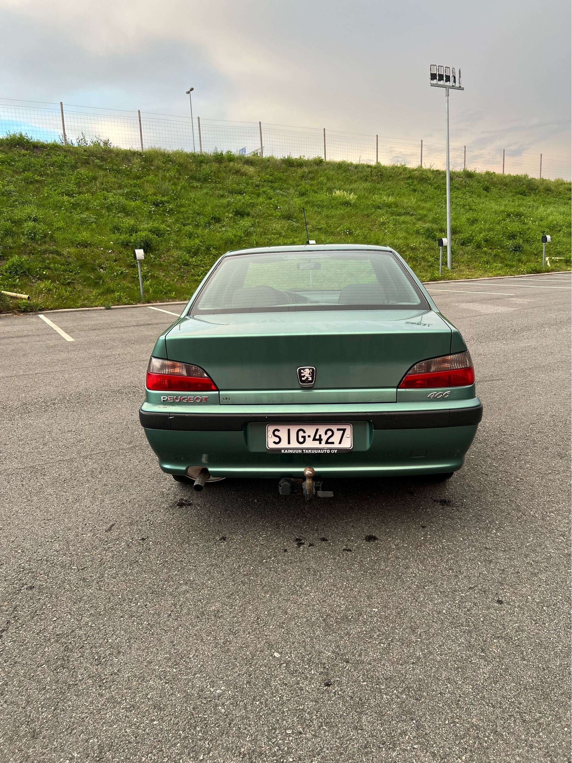 Peugeot 406 1998, kuva 4/10
