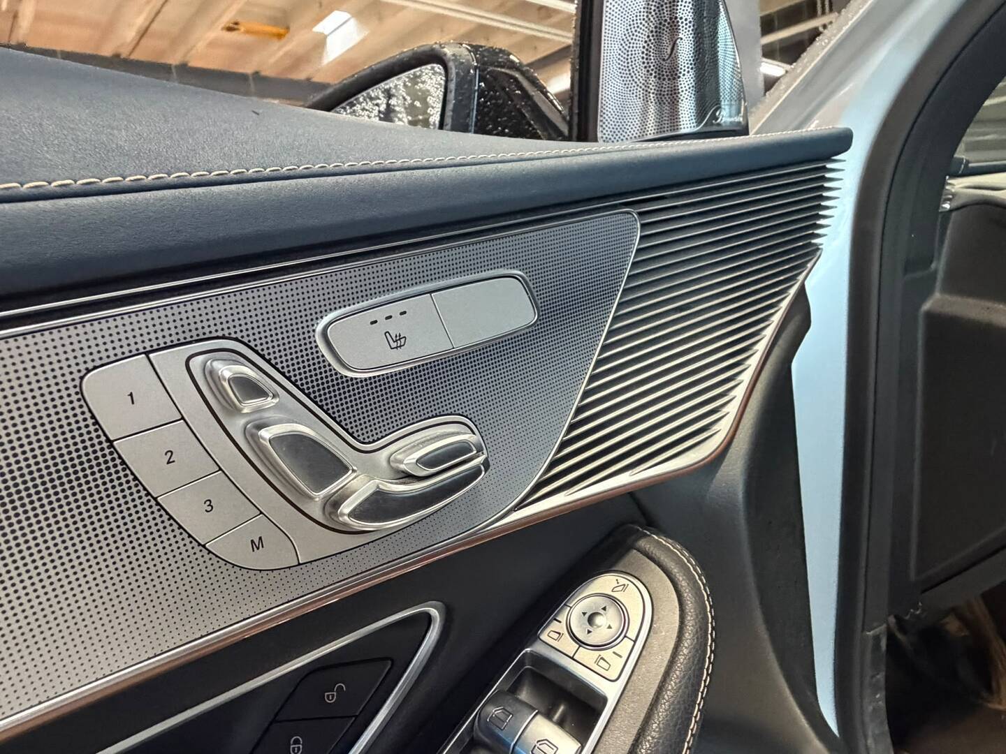 Mercedes-Benz EQC 2020, kuva 5/7