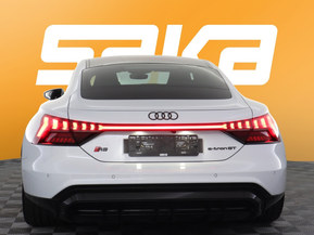 Audi e-tron GT RS