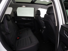 Maxus Euniq 6