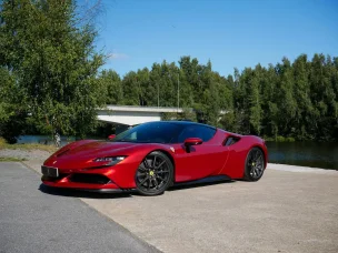 Ferrari SF90 Stradale