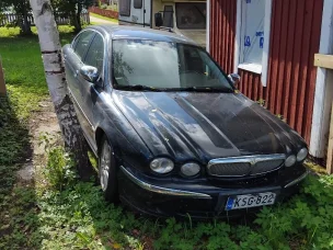 Jaguar X-type
