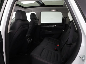 Maxus Euniq 6