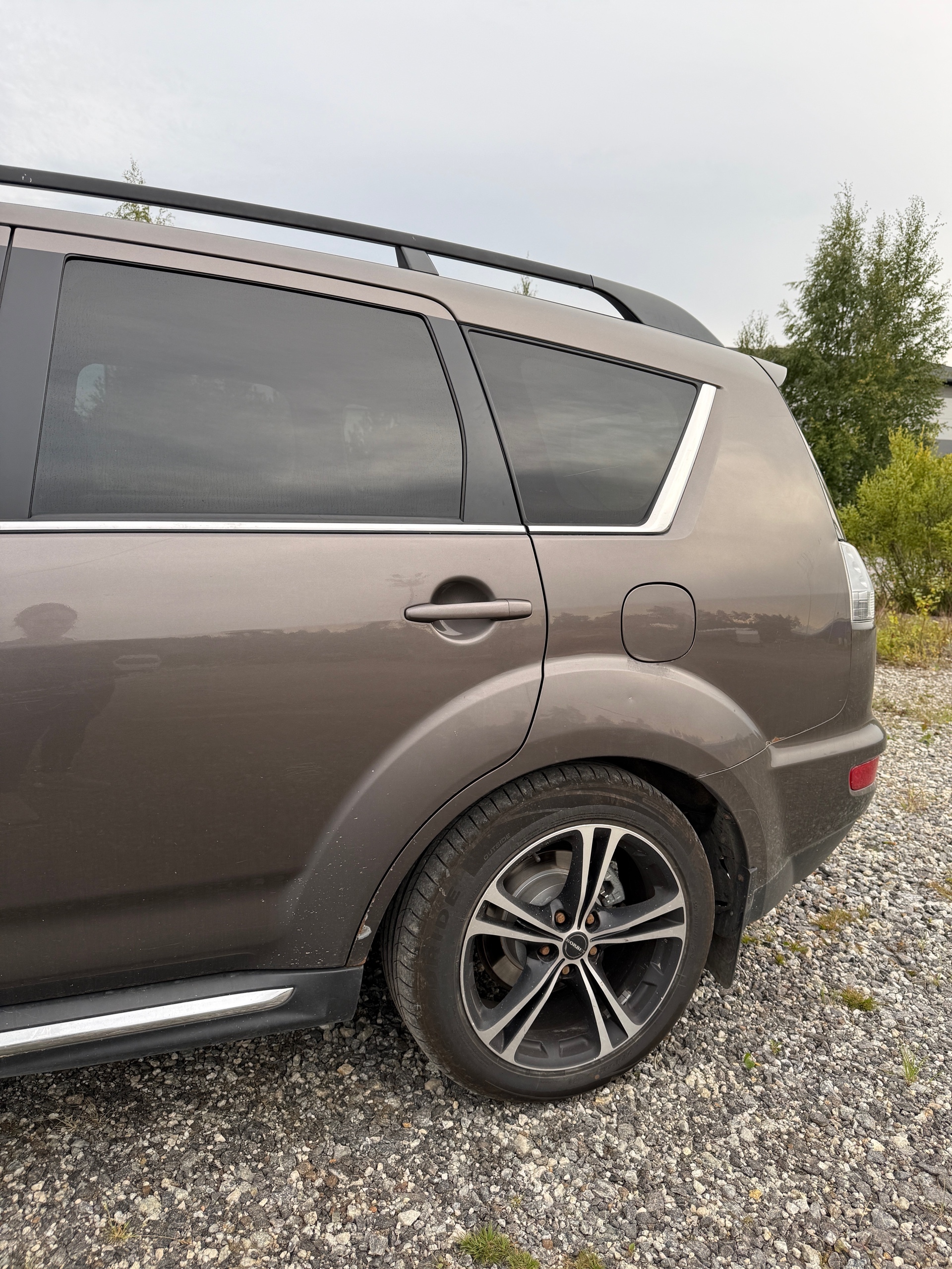 Mitsubishi Outlander 2010, photo 7/20