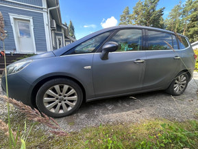 Opel Zafira Tourer