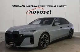 BMW i7