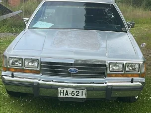Ford Crown Victoria