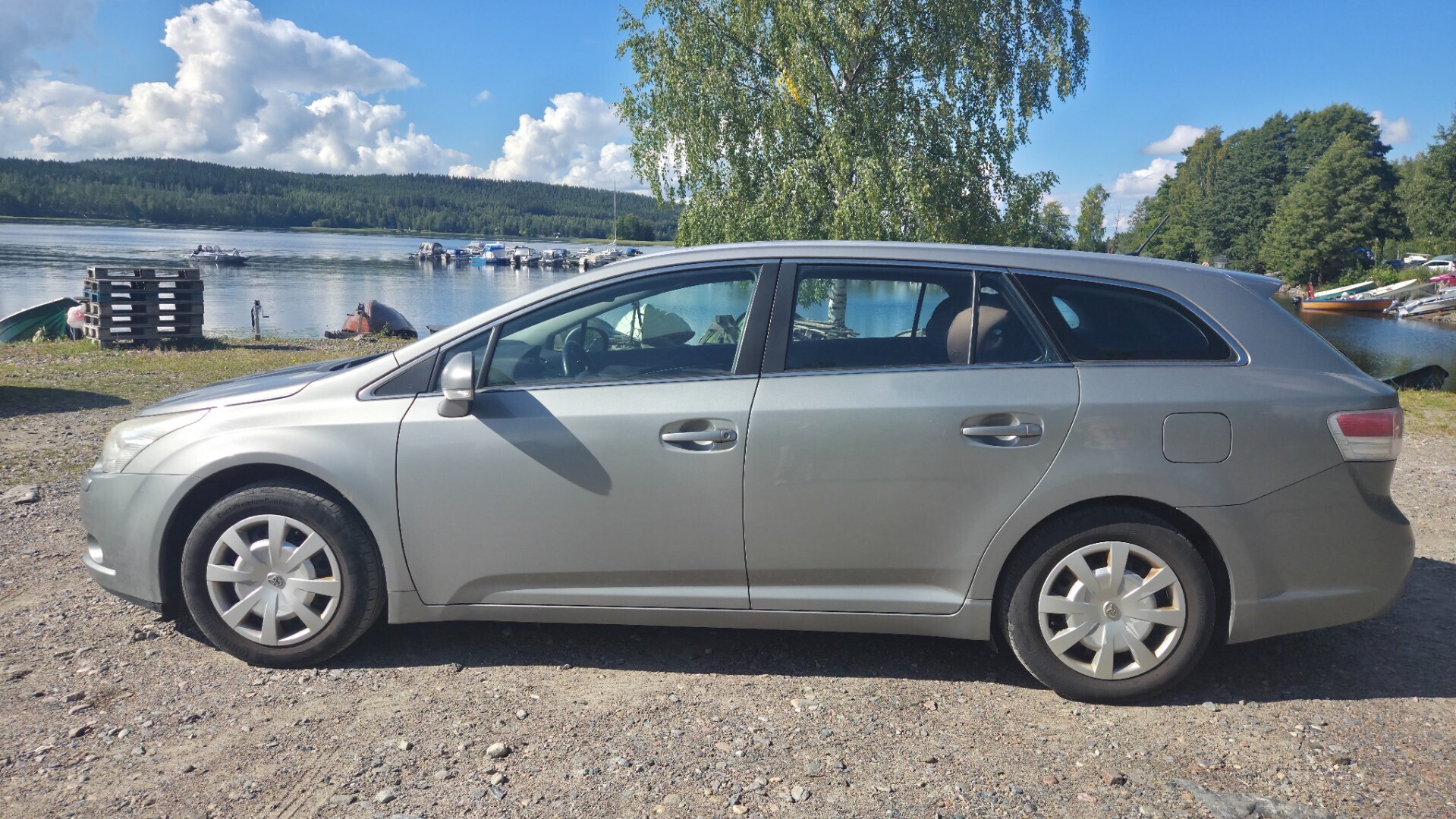 Toyota Avensis 2009, kuva 2/13