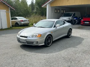 Hyundai Coupe