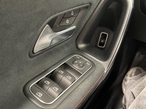Mercedes-Benz A