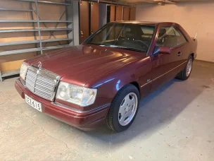 Mercedes-Benz 300