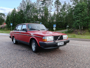Volvo 240