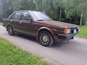 Toyota Carina