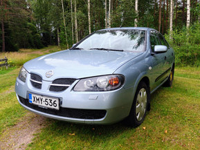 Nissan Almera