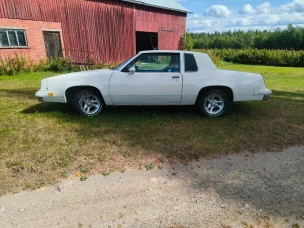 Oldsmobile Cutlass