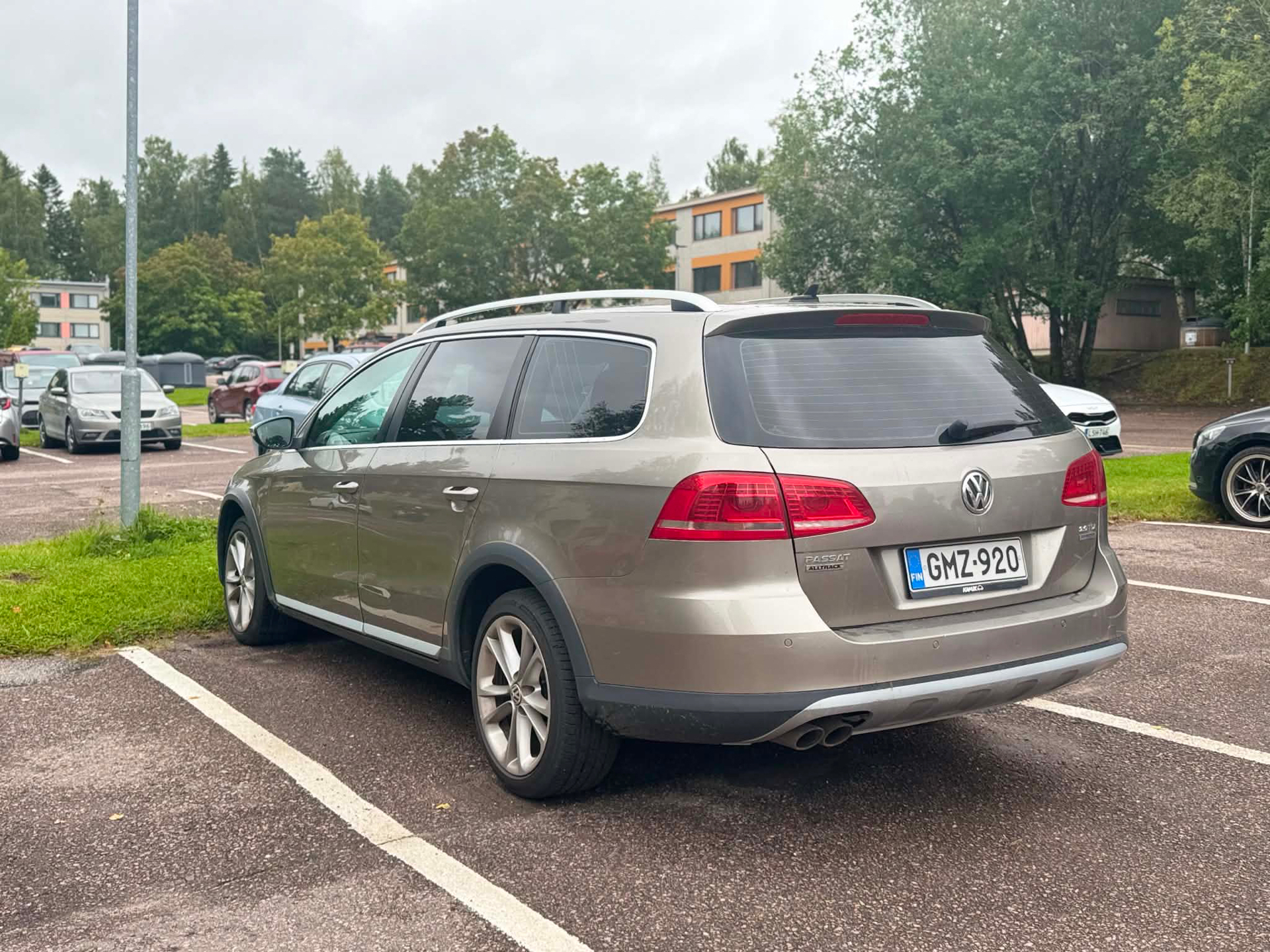 Volkswagen Passat 2013, kuva 5/5