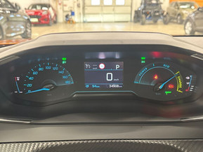 Peugeot e-2008