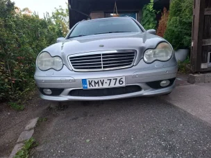 Mercedes-Benz C 32 AMG