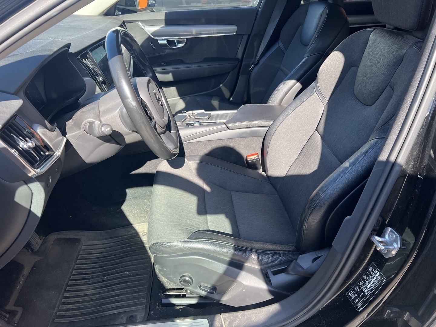 Volvo V90 D3 AWD Momentum aut 2019, kuva 5/6