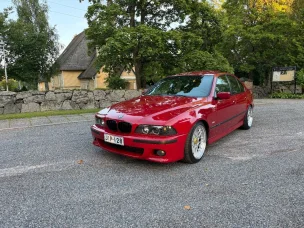 BMW 528