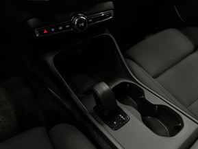 Volvo EX40
