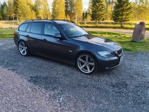 BMW 325