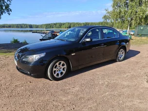 BMW 523
