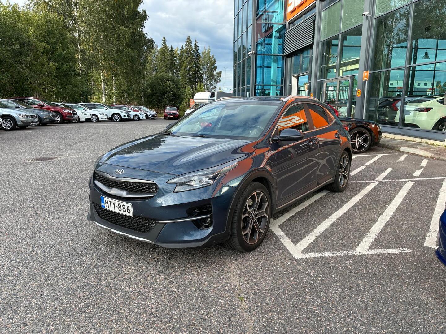 Kia Xceed 1,6 T-GDI ISG 204hv EX DCT AT 2020, photo 2/10