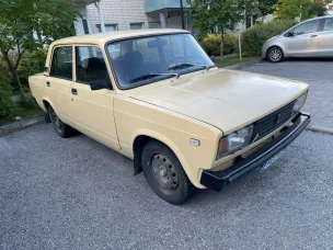 Lada 2105