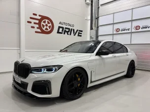 BMW 745