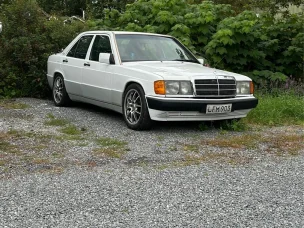 Mercedes-Benz 190