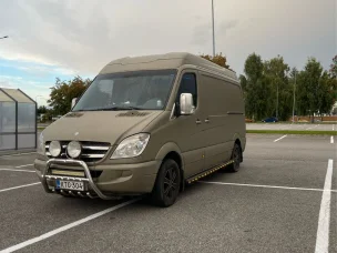 Mercedes-Benz Sprinter