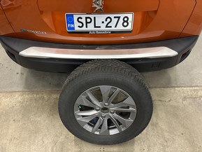 Peugeot e-2008