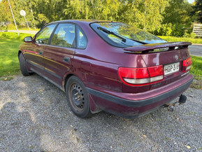 Toyota Carina E