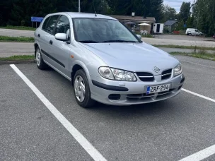 Nissan Almera