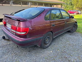 Toyota Carina E