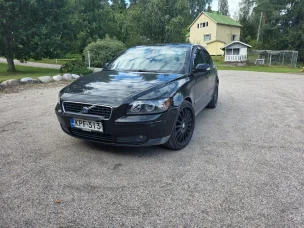 Volvo S40