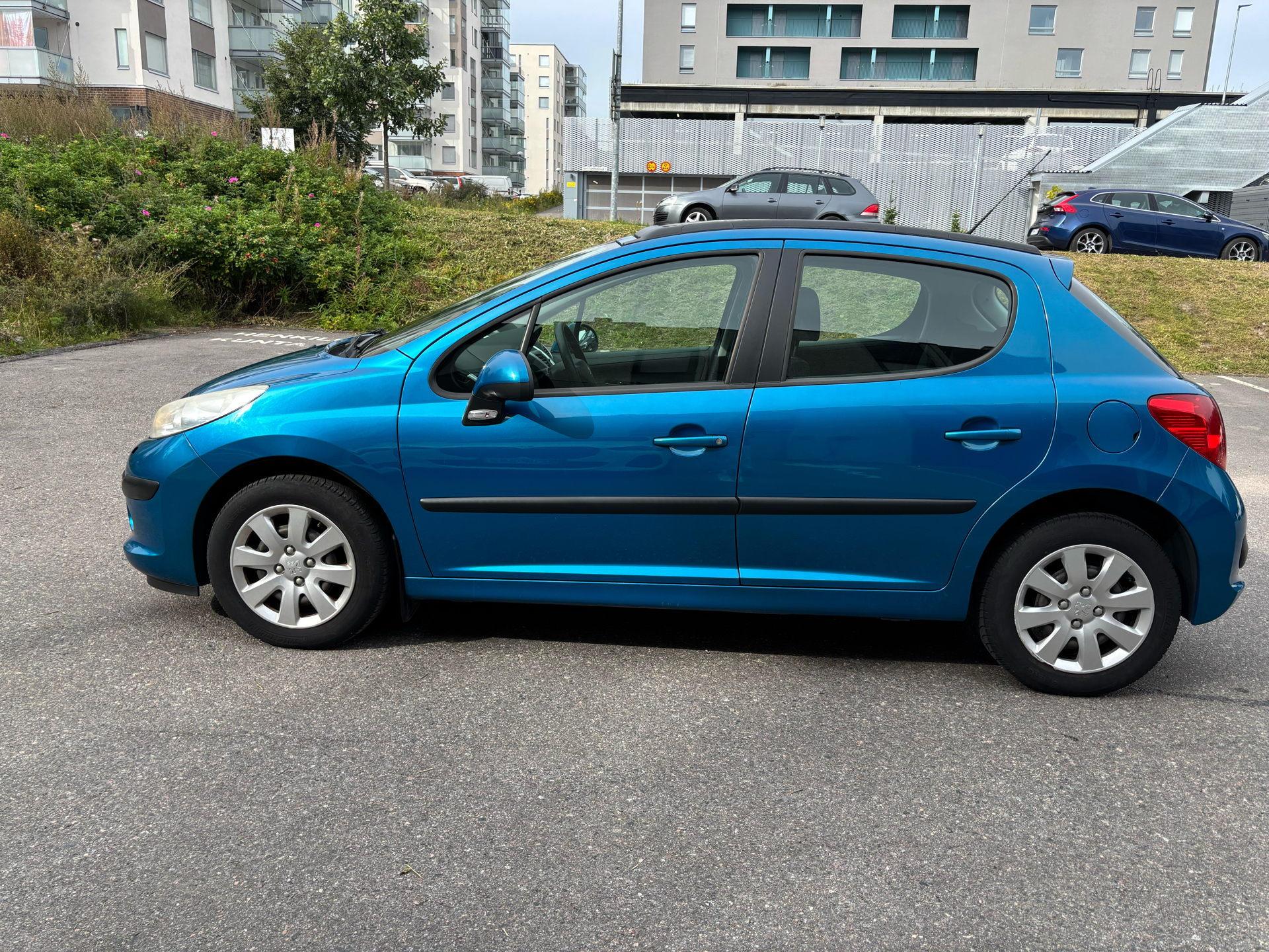 Peugeot 207 2007, photo 2/16