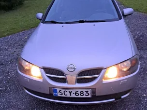 Nissan Almera