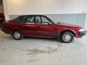 Toyota Carina II