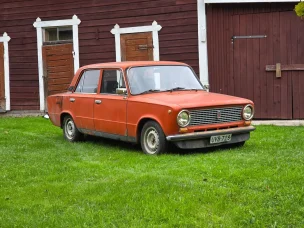 Lada 1200