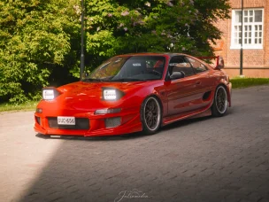 Toyota MR2