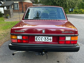 Volvo 240