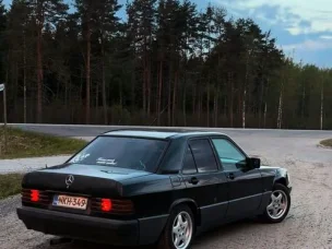 Mercedes-Benz 190