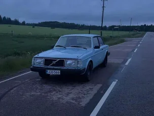 Volvo 242