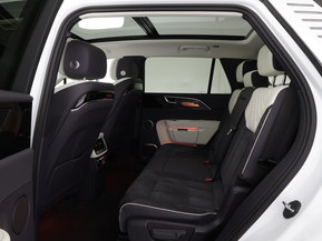 Hongqi E-HS9