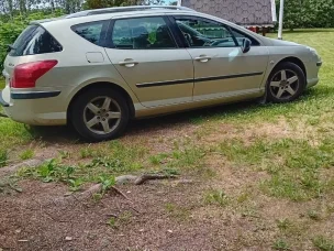 Peugeot 407