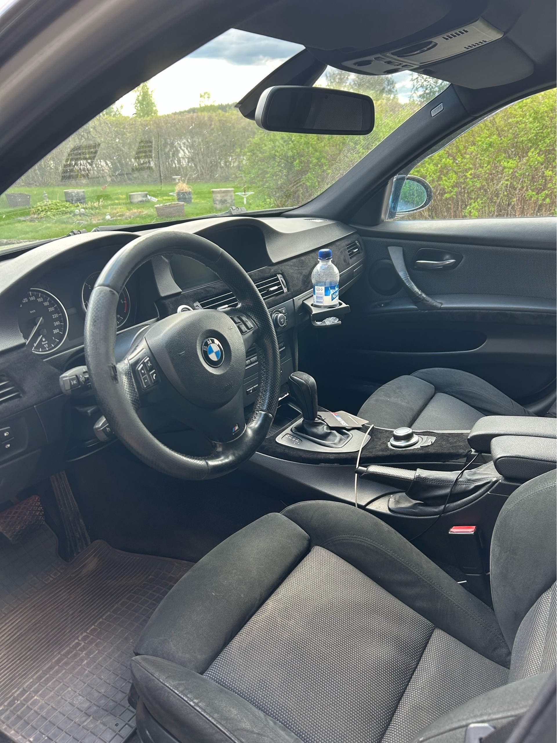 BMW 320 2007, photo 8/8
