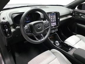 Volvo EX40